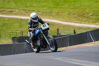 cadwell-park;cadwell-park-photographs;cadwell-trackday-photographs;enduro-digital-images;event-digital-images;eventdigitalimages;peter-wileman-photography;racing-digital-images;trackday-digital-images;trackday-photos